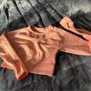 NWOT AyBL sport top. Size small